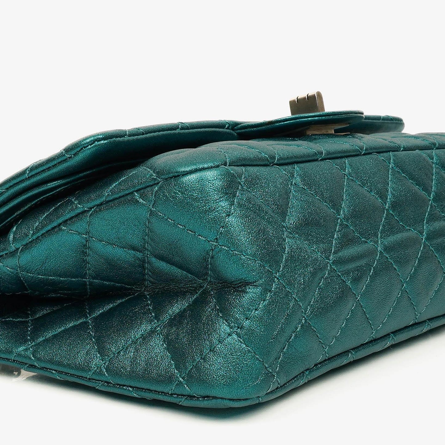 Chanel 2.55 Reissue 225 Double Flap Bag in Türkis Metallic