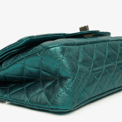 Chanel 2.55 Reissue 225 Double Flap Bag in Türkis Metallic