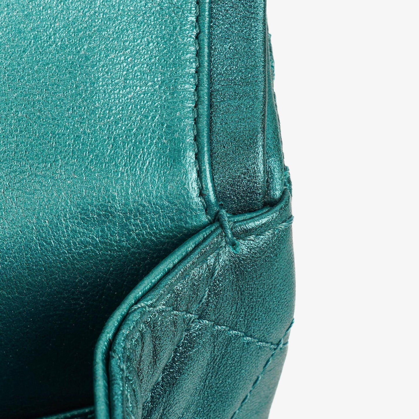 Chanel 2.55 Reissue 225 Double Flap Bag in Türkis Metallic