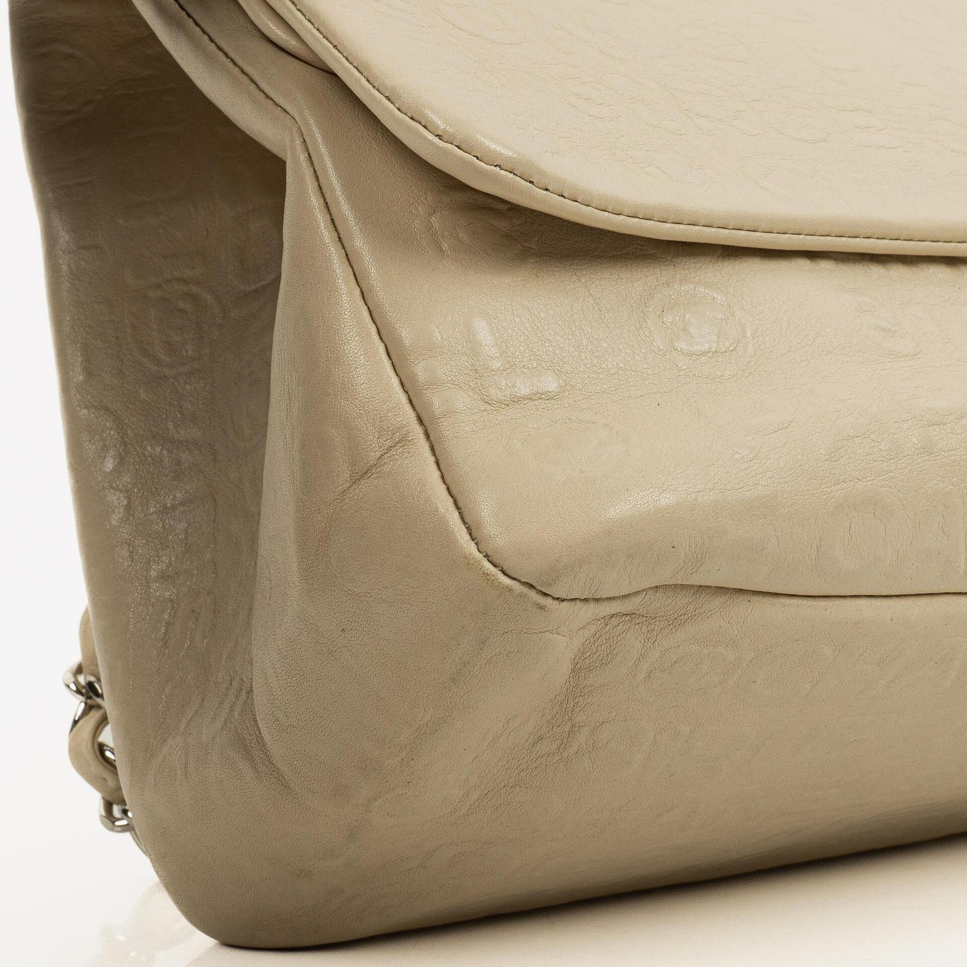 Chanel Unlimited Rue Cambon 2.55 Reissue 228 Flap Tasche aus neutralem Kalbsleder