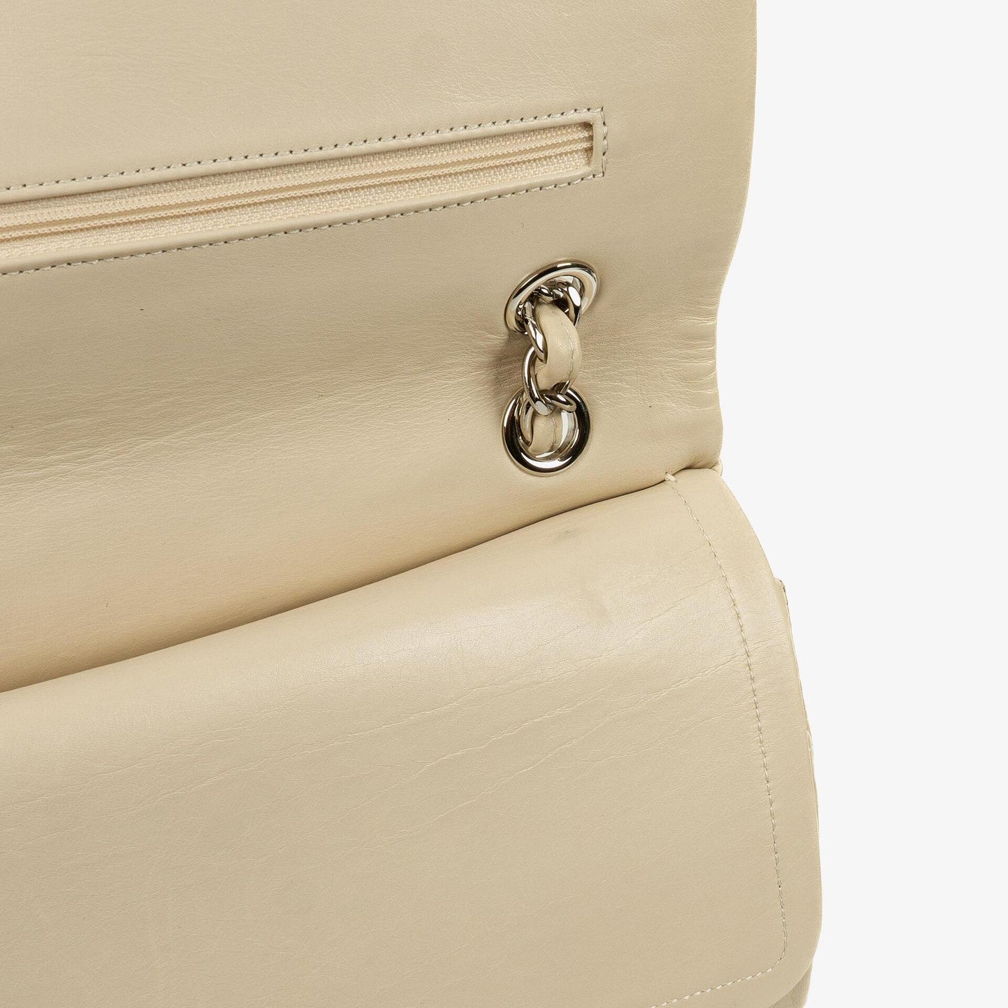 Chanel Unlimited Rue Cambon 2.55 Reissue 228 Flap Tasche aus neutralem Kalbsleder
