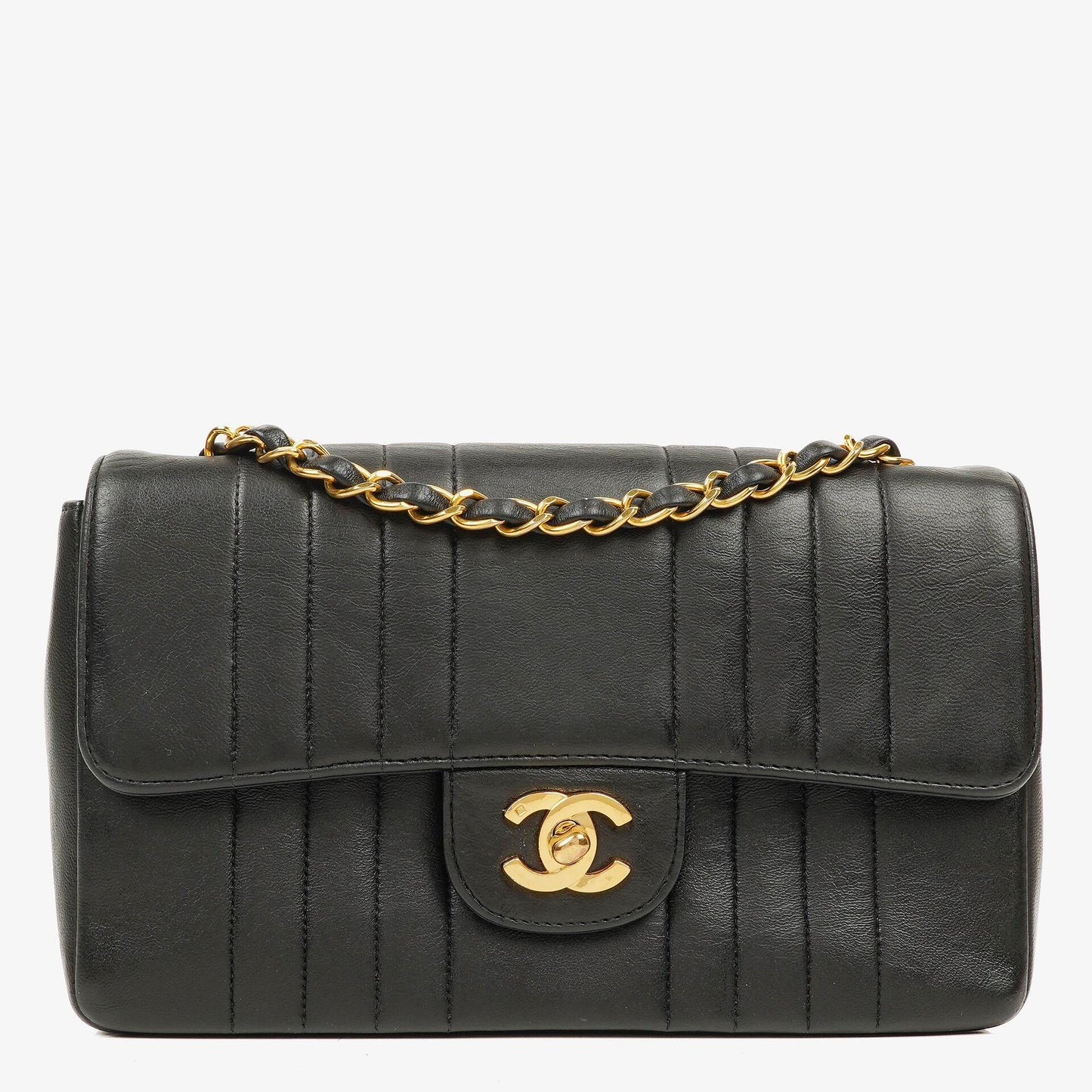 Chanel Vertical Medium Flap Bag aus schwarzem gestepptem Lammleder mit 24K vergoldeten Beschlägen