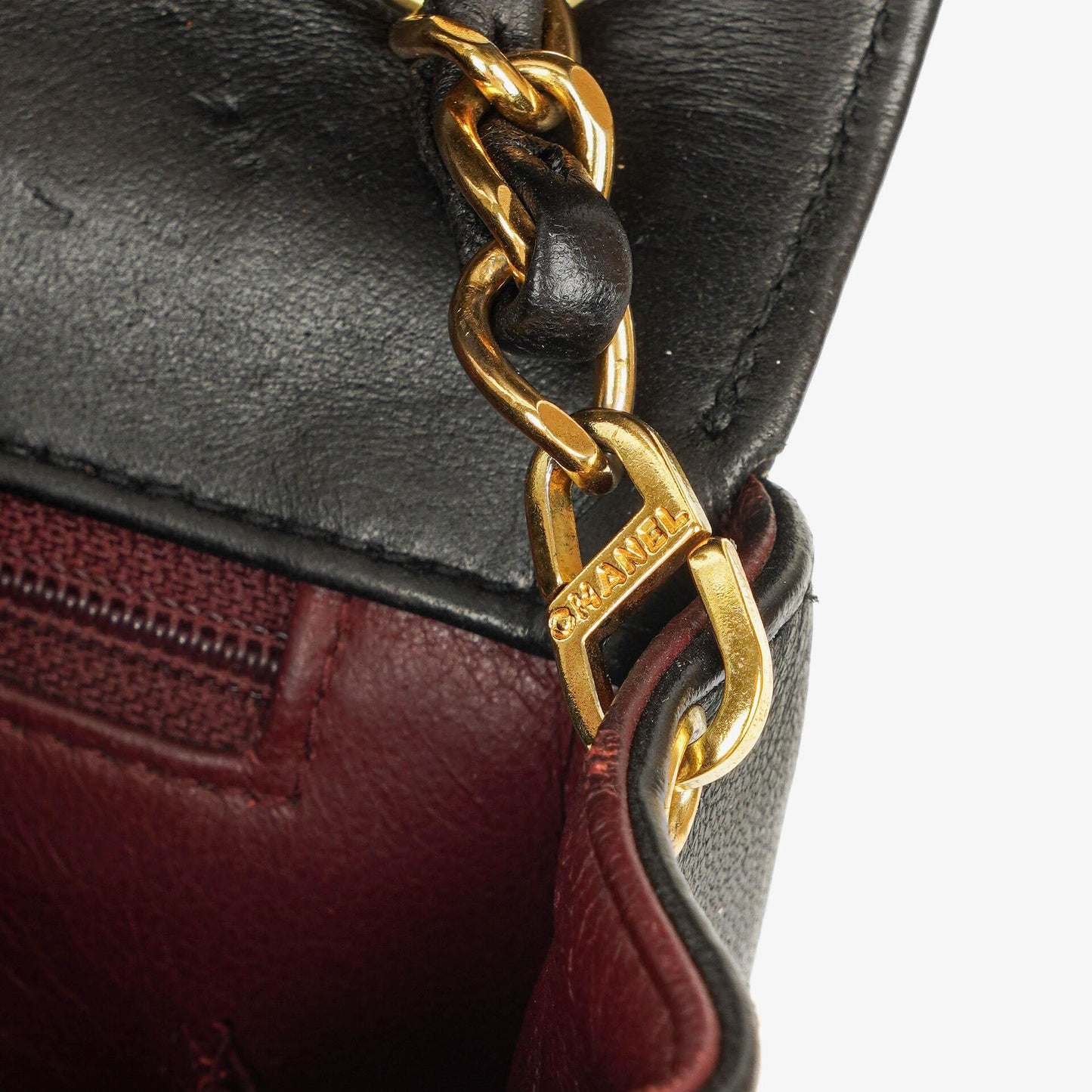 Chanel Vertical Medium Flap Bag aus schwarzem gestepptem Lammleder mit 24K vergoldeten Beschlägen