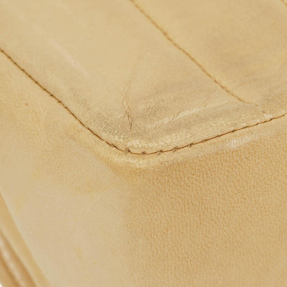 Chanel Vintage Flap Bag aus beige Lammleder mit vertikaler Steppung