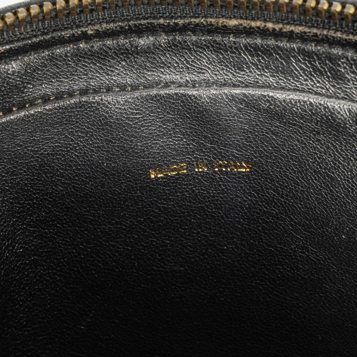 CHANEL Vintage CC Kamera-Quasten-Tasche aus schwarzem Lammleder
