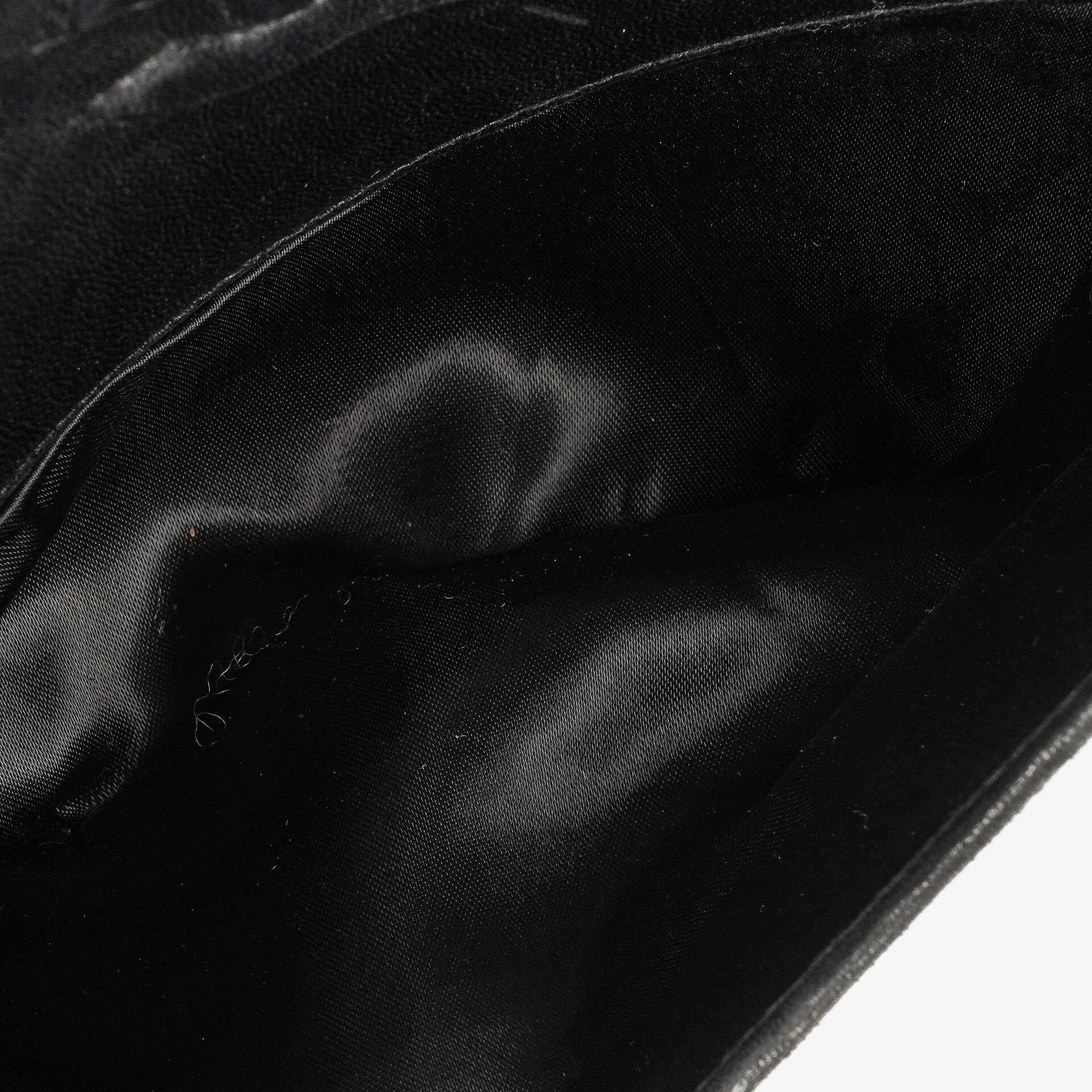 Chanel Vintage Kamera Quaste Tasche CC Front Pocket Schwarze Gequiltete Lammleder