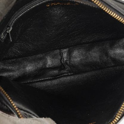 Chanel Vintage Camera Tasche aus schwarzem gestepptem Lammleder mit Quaste
