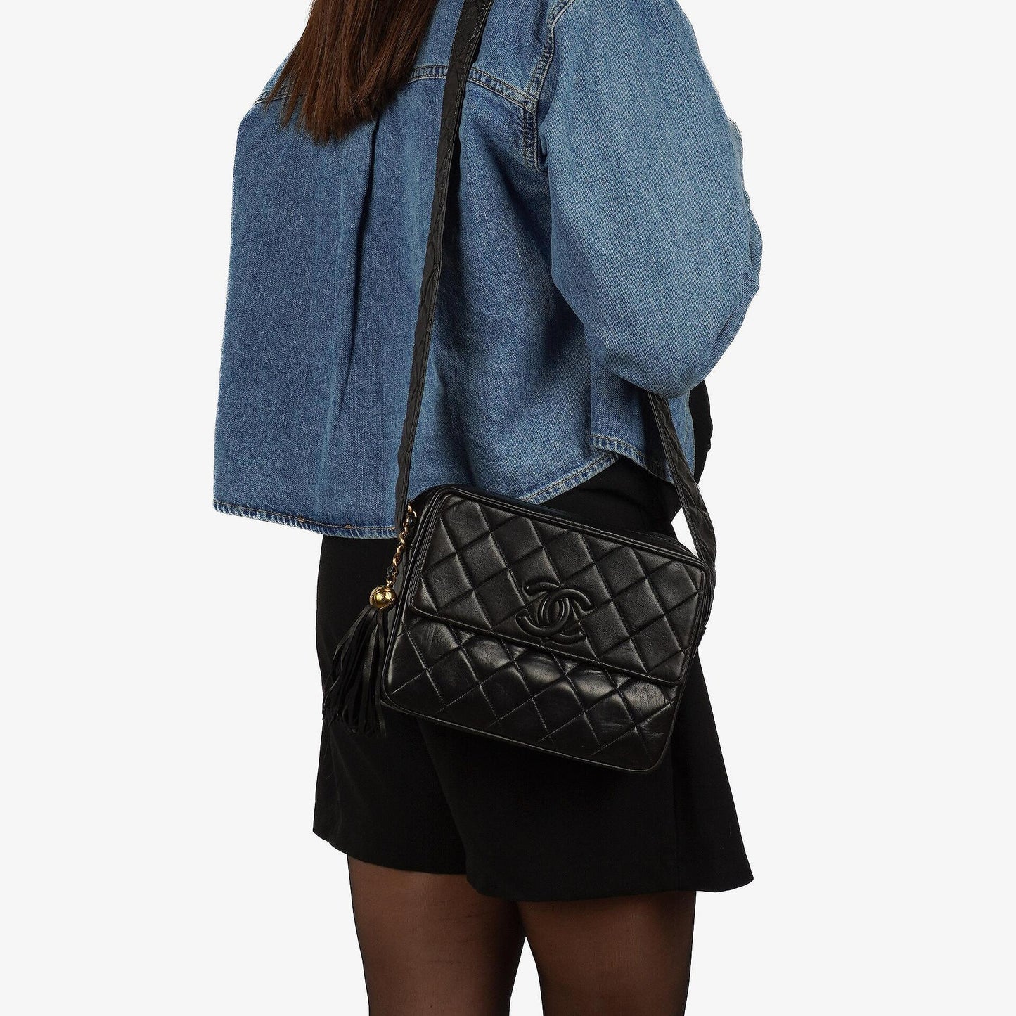 Chanel Vintage Camera Tassel CC Flap Pocket Tasche aus schwarzem gestepptem Lammleder mit Goldbeschlägen