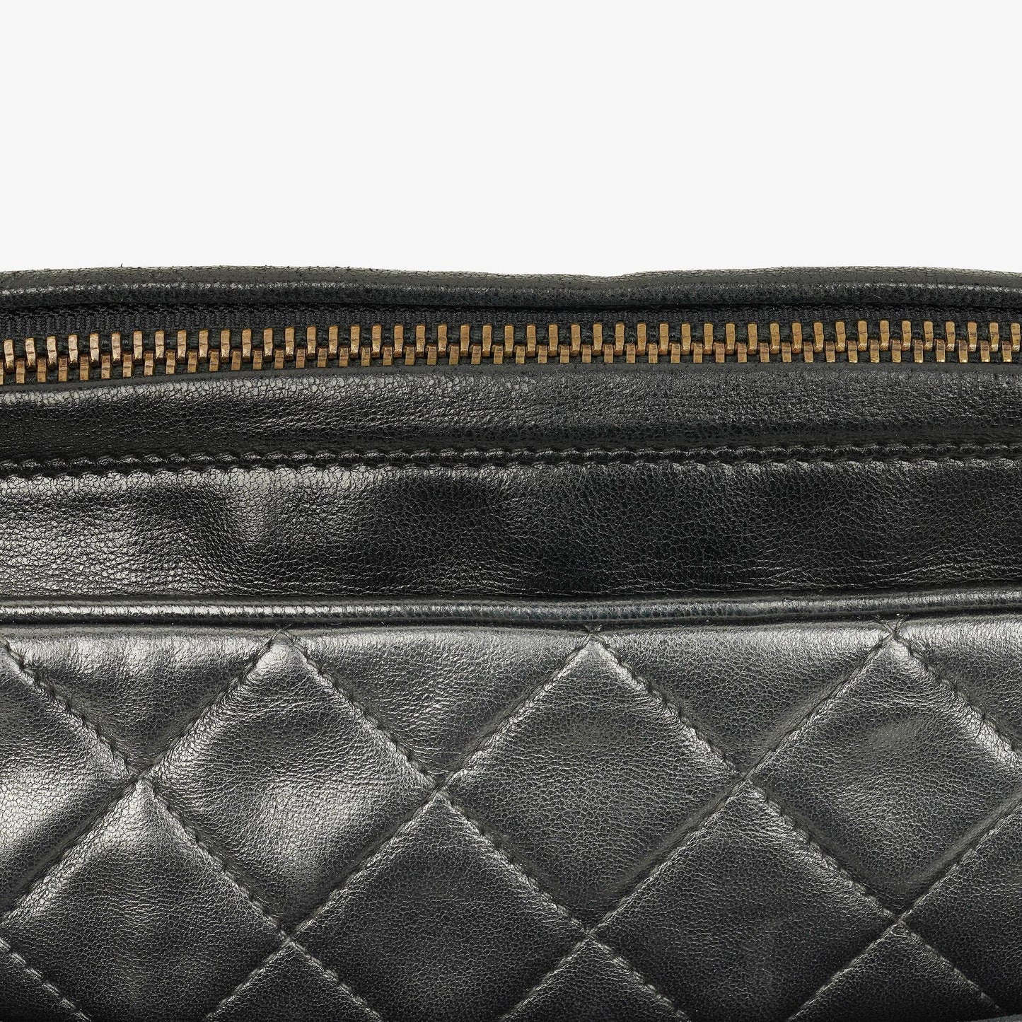 Chanel Vintage CC Camera Tasche aus schwarzem gestepptem Lammleder mit Quaste
