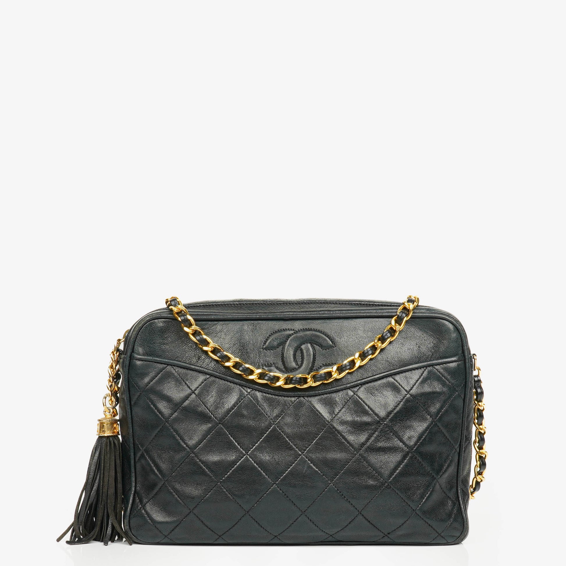 Chanel Vintage CC Camera Tasche aus schwarzem gestepptem Lammleder mit Quaste
