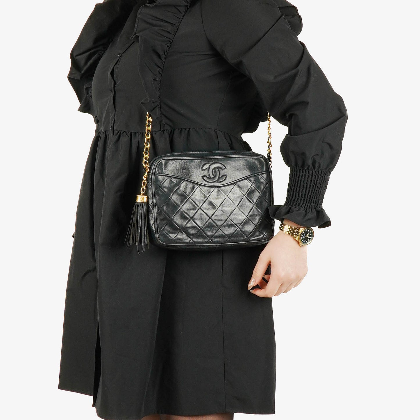 Chanel Vintage CC Camera Tasche aus schwarzem gestepptem Lammleder mit Quaste