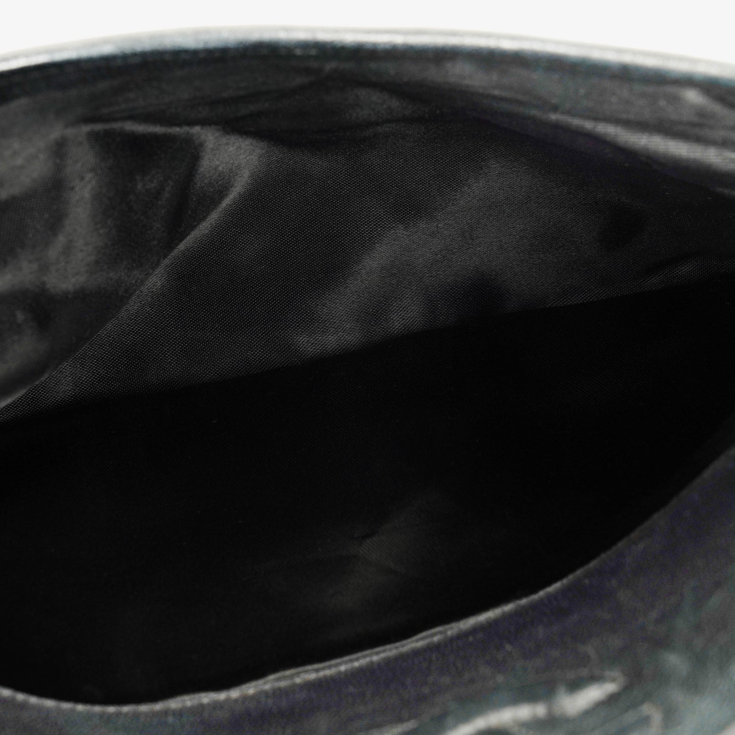Chanel Vintage CC Camera Tasche aus schwarzem gestepptem Lammleder mit Quaste