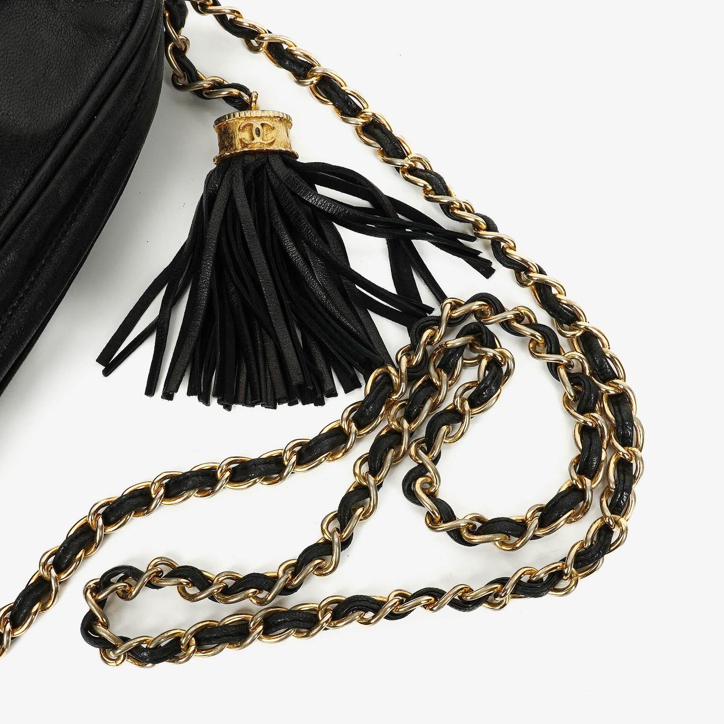 Chanel Vintage CC Camera Tassel Tasche aus schwarzem gestepptem Lammleder