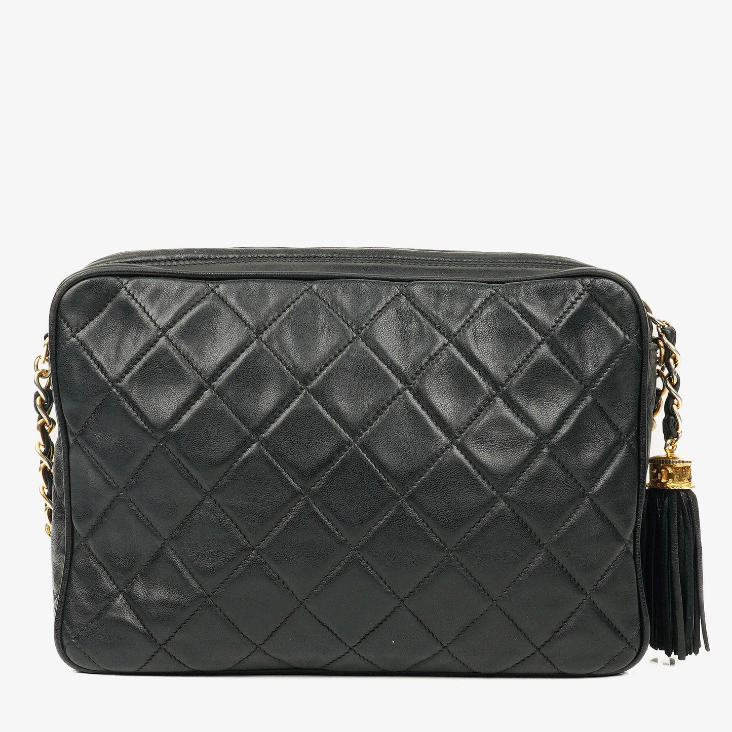 Chanel Vintage CC Kamera-Tasche aus schwarzem gestepptem Lammleder mit Quaste