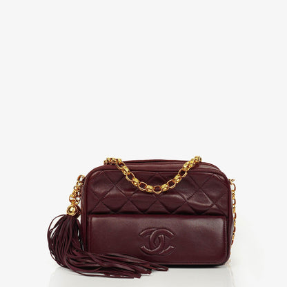 Chanel Vintage CC Camera Tassel Tasche aus burgunderfarbenem gestepptem Lammleder