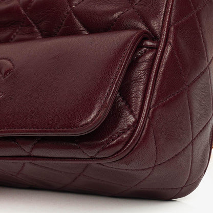 Chanel Vintage CC Camera Tassel Tasche aus burgunderfarbenem gestepptem Lammleder
