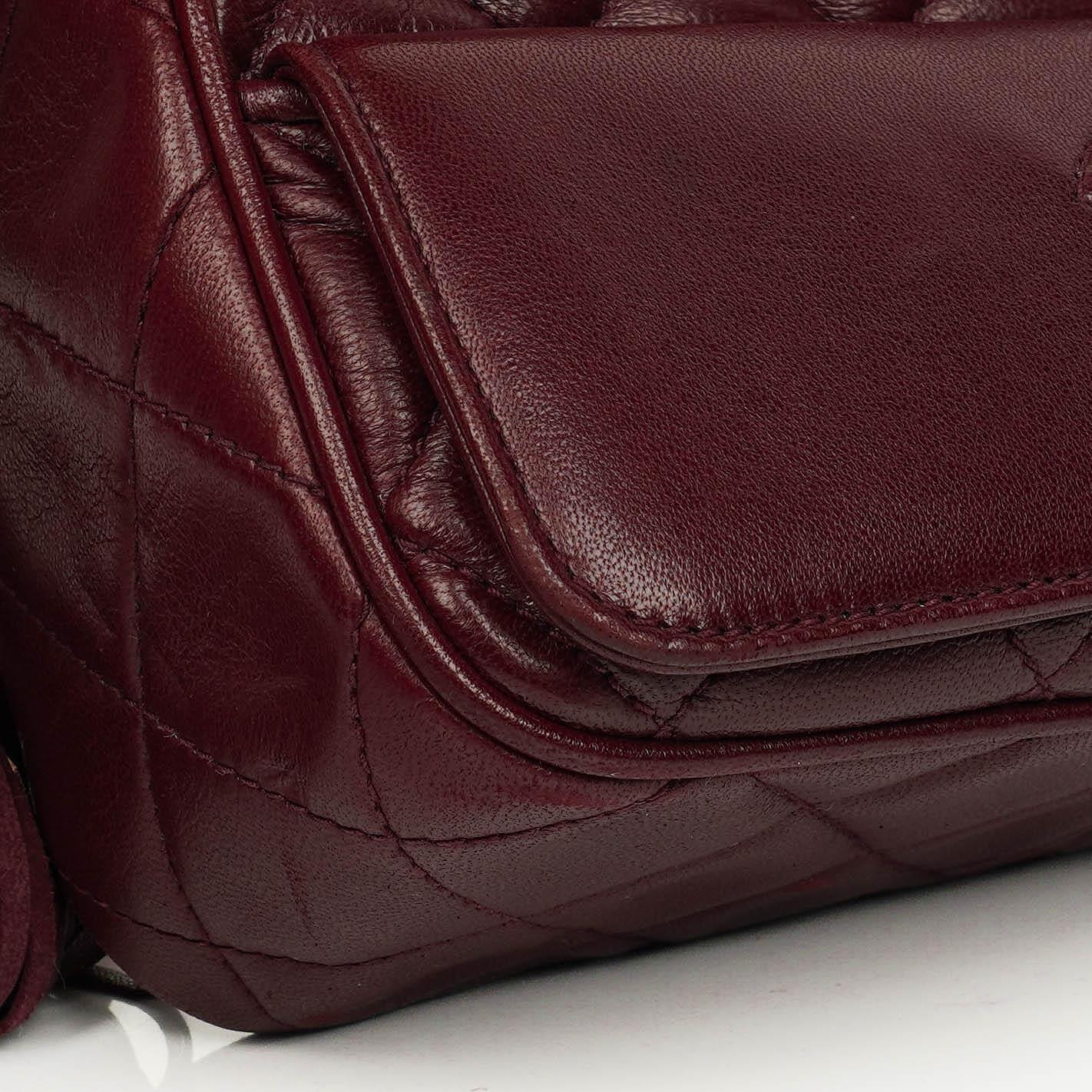 Chanel Vintage CC Camera Tassel Tasche aus burgunderfarbenem gestepptem Lammleder