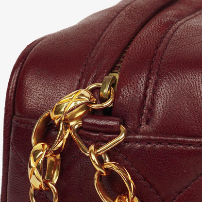 Chanel Vintage CC Camera Tassel Tasche aus burgunderfarbenem gestepptem Lammleder