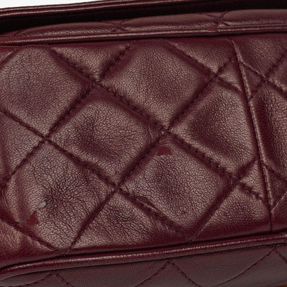 Chanel Vintage CC Camera Tassel Tasche aus burgunderfarbenem gestepptem Lammleder