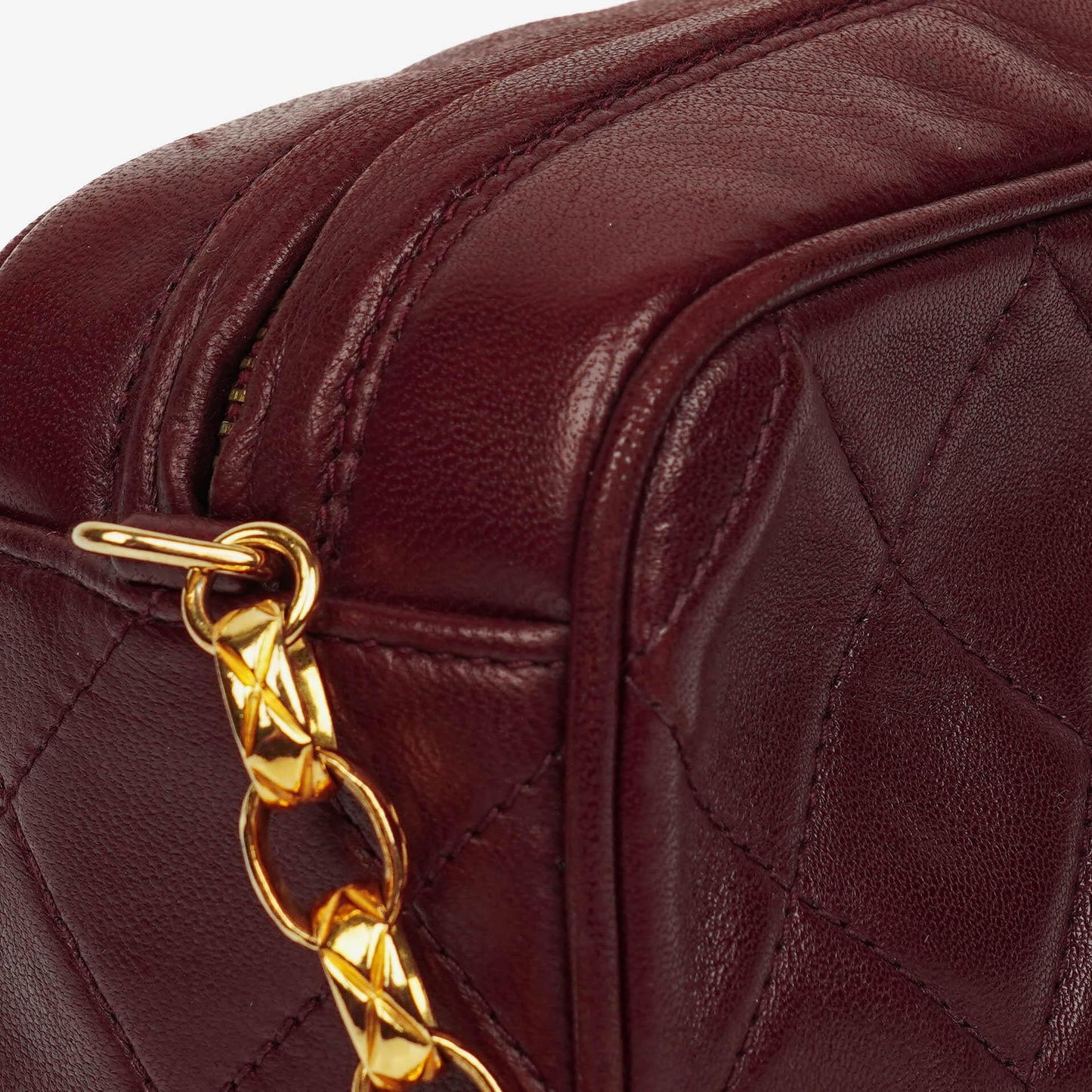 Chanel Vintage CC Camera Tassel Tasche aus burgunderfarbenem gestepptem Lammleder