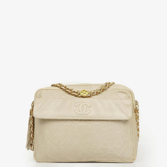 Chanel Vintage CC Camera Tasche aus gestepptem Lammleder mit Quaste