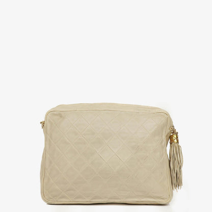 Chanel Vintage CC Camera Tasche aus gestepptem Lammleder mit Quaste
