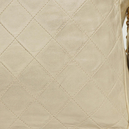 Chanel Vintage CC Camera Tasche aus gestepptem Lammleder mit Quaste