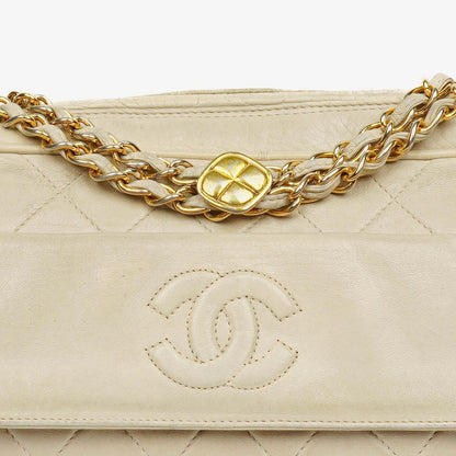 Chanel Vintage CC Camera Tasche aus gestepptem Lammleder mit Quaste