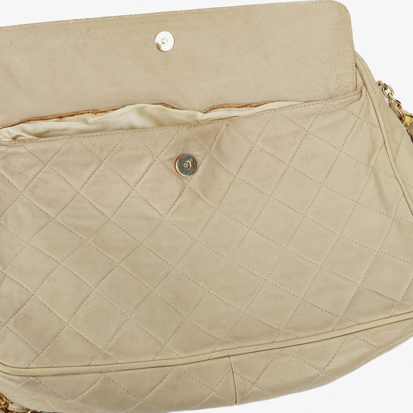 Chanel Vintage CC Camera Tasche aus gestepptem Lammleder mit Quaste