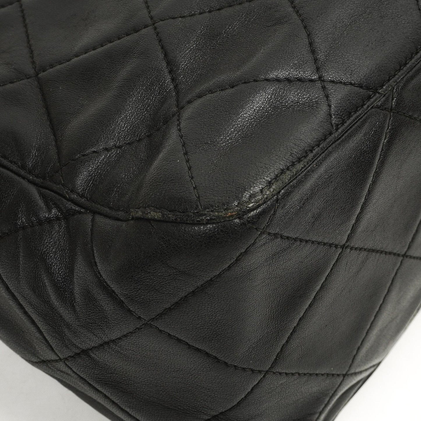 Chanel Vintage CC Drehverschluss Box Tasche Schwarz Gepolstertes Lammleder 24K vergoldete Hardware