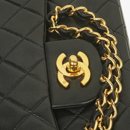 Chanel Vintage Classic Double Flap Tasche aus schwarzem gestepptem Lammleder mit 24K vergoldeten Beschlägen