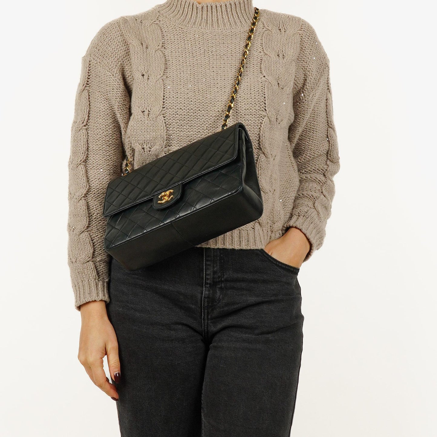 Chanel Vintage Classic Double Flap Tasche aus gestepptem schwarzem Lammleder mit 24K vergoldeten Beschlägen