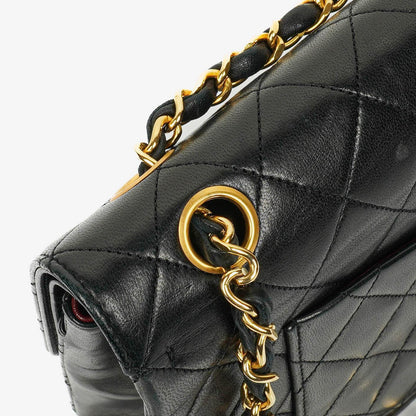 Chanel Vintage Classic Double Flap Tasche aus schwarzem gestepptem Lammleder mit 24K vergoldeten Beschlägen