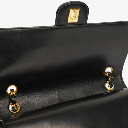 Chanel Vintage Classic Double Flap Tasche aus schwarzem gestepptem Lammleder mit 24K vergoldeten Beschlägen