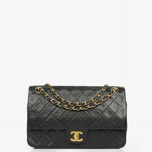 Chanel Vintage Classic Double Flap Tasche aus gestepptem schwarzem Lammleder mit 24K vergoldeten Beschlägen