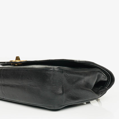 Chanel Vintage Classic Double Flap Tasche aus gestepptem schwarzem Lammleder mit 24K vergoldeten Beschlägen