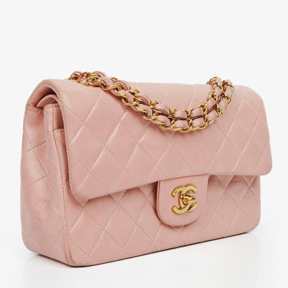 Chanel Vintage Classic Double Flap Tasche aus gestepptem Lammleder mit 24K vergoldeten Beschlägen