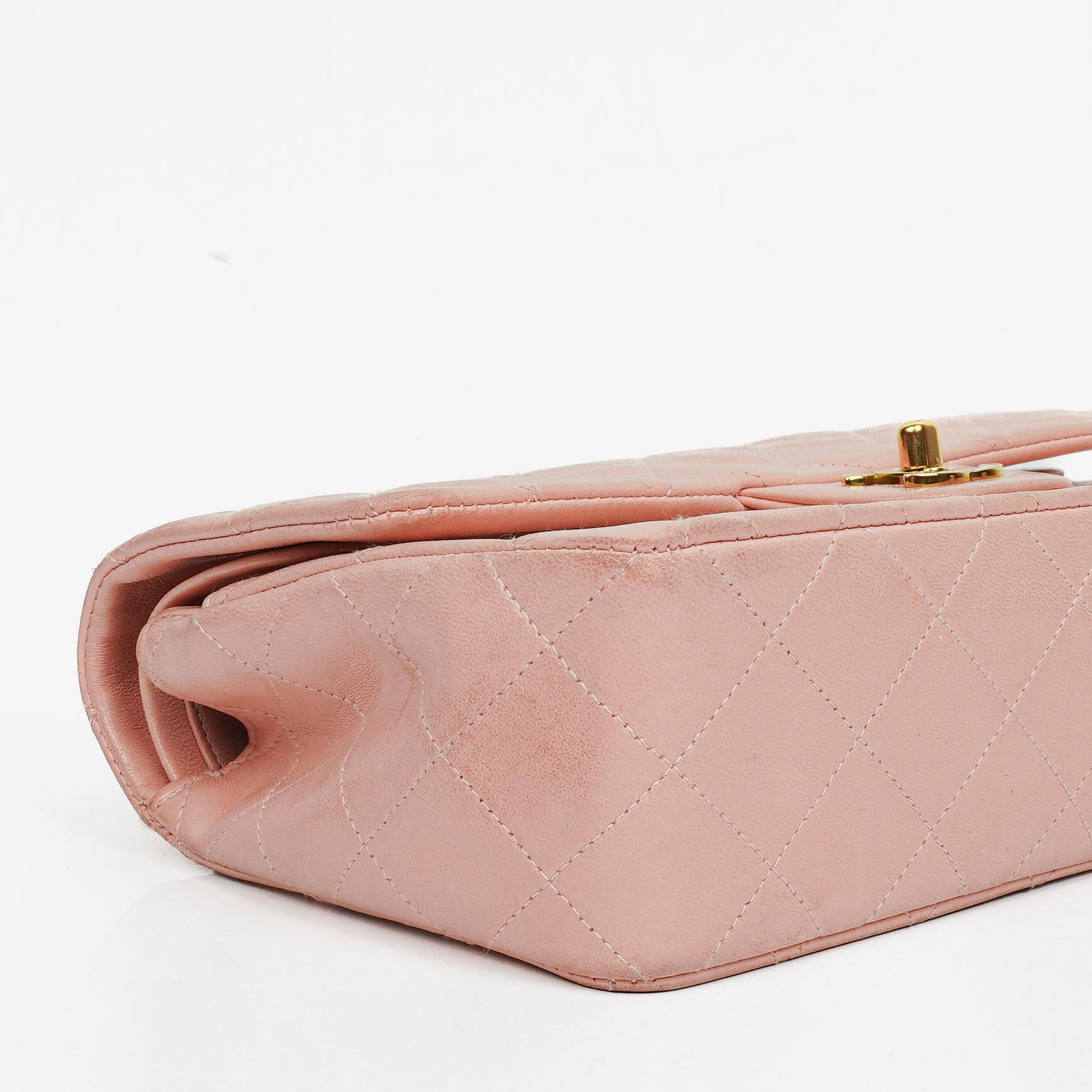 Chanel Vintage Classic Double Flap Tasche aus gestepptem Lammleder mit 24K vergoldeten Beschlägen