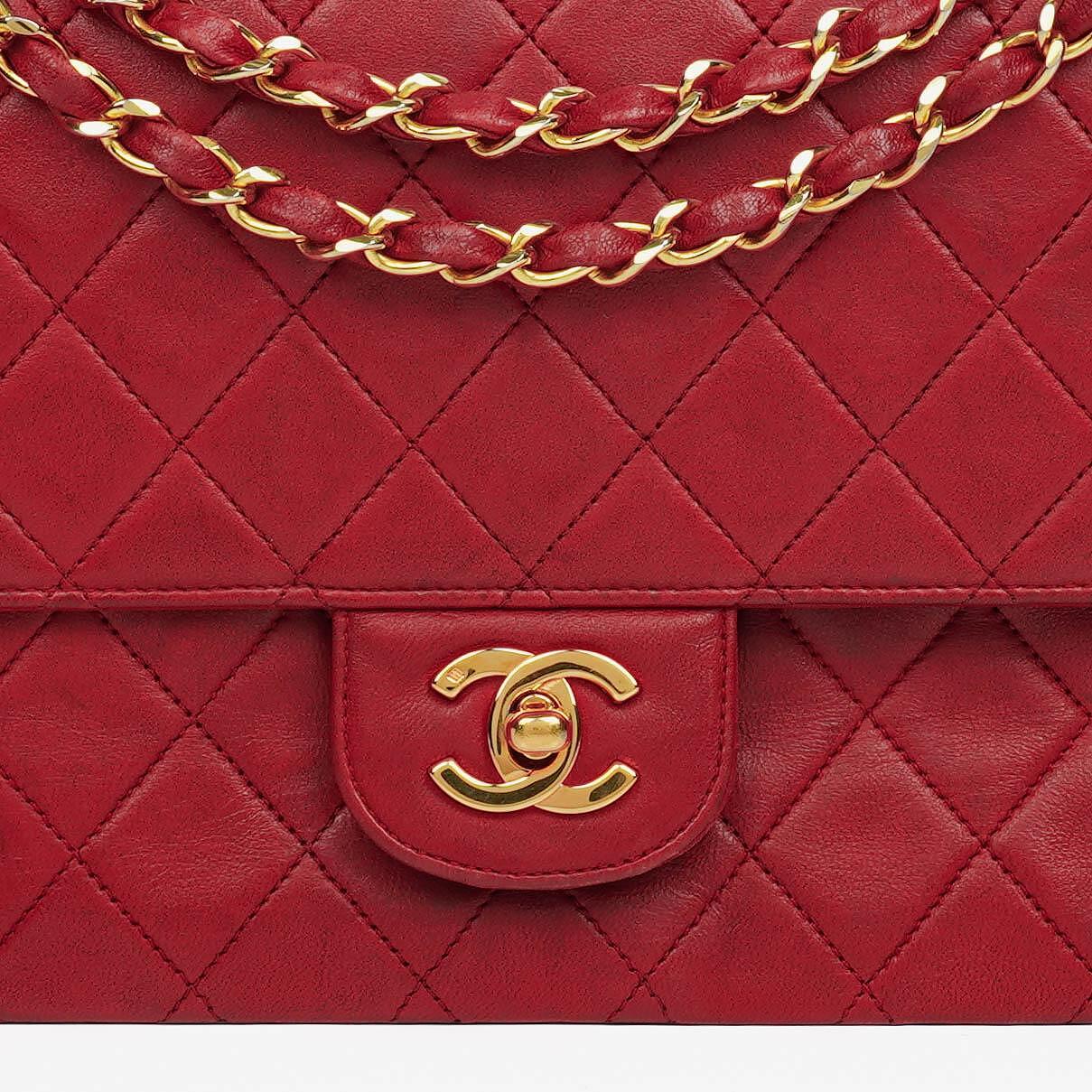 Chanel Vintage Klassische Double Flap Tasche in Stepp Lammleder mit 24K Vergoldeten Beschlägen