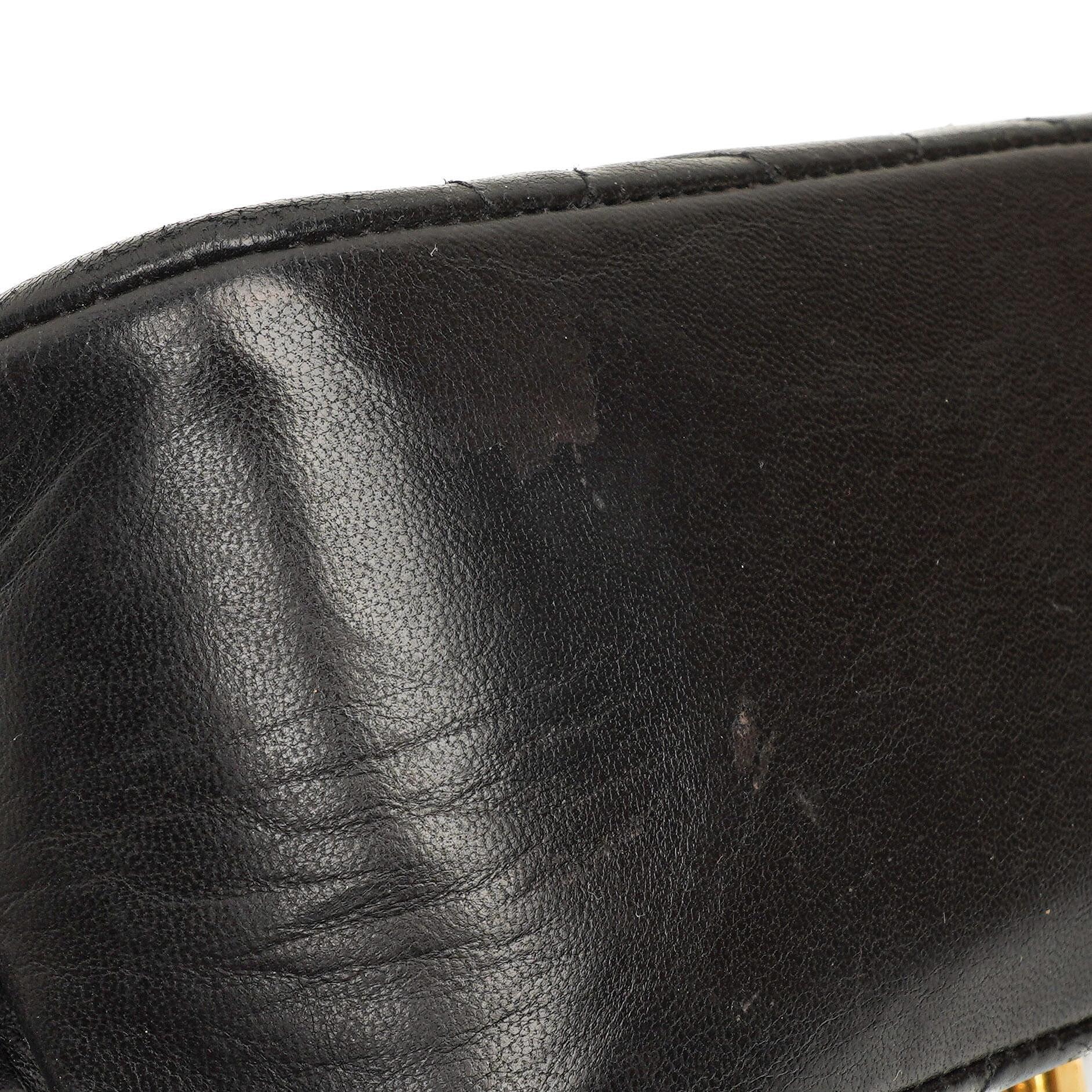 Chanel Vintage Diana Kleine Flap Tasche Schwarz Gestepptes Lammleder 24K Vergoldete Hardware