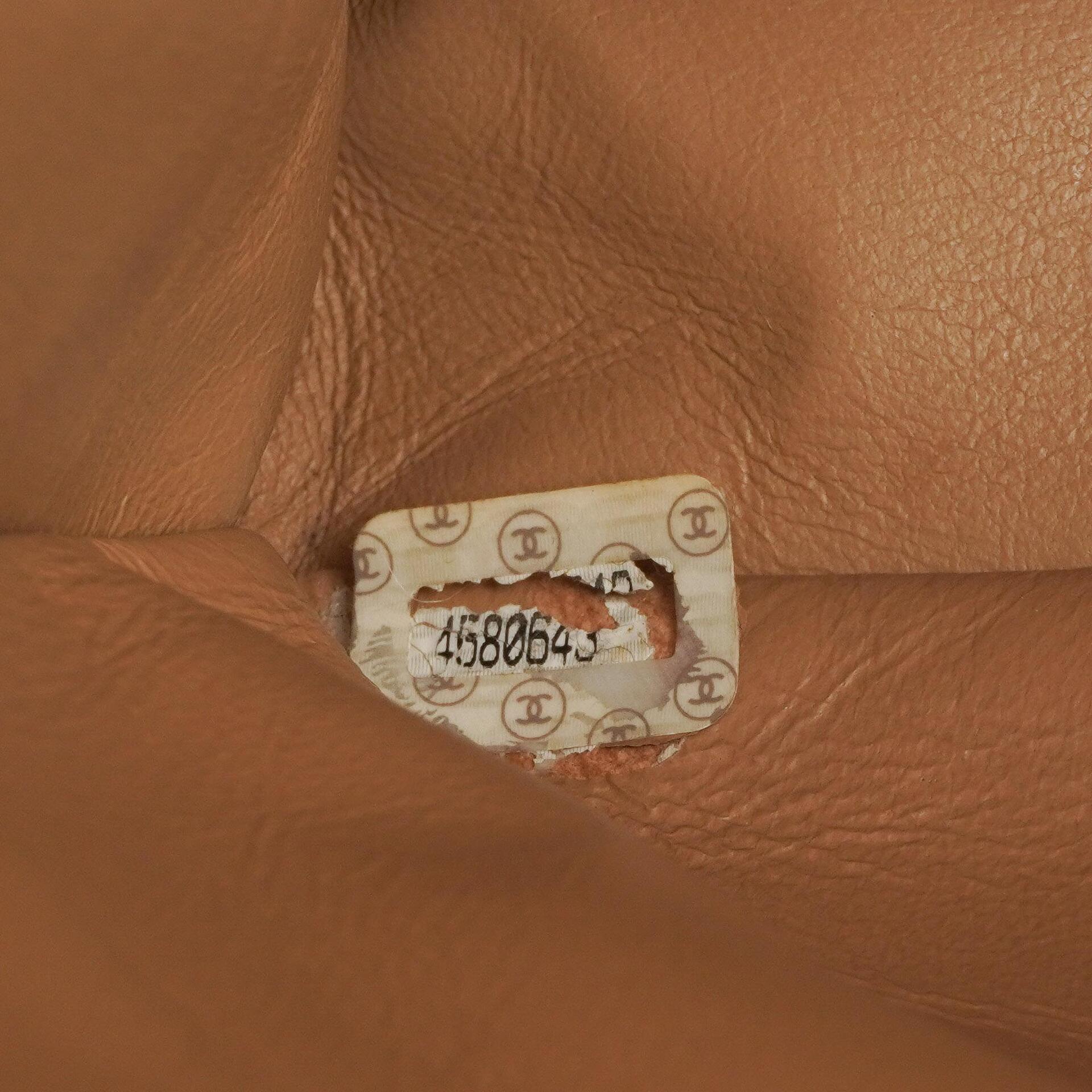 Chanel Vintage Double-Faced Klappentasche in Beige Gestepptes Lammleder mit 24K Vergoldeten Beschlägen