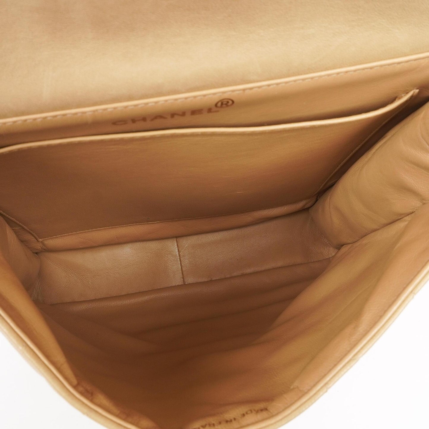 Chanel Vintage Double-Faced Klappentasche in Beige Gestepptes Lammleder mit 24K Vergoldeten Beschlägen