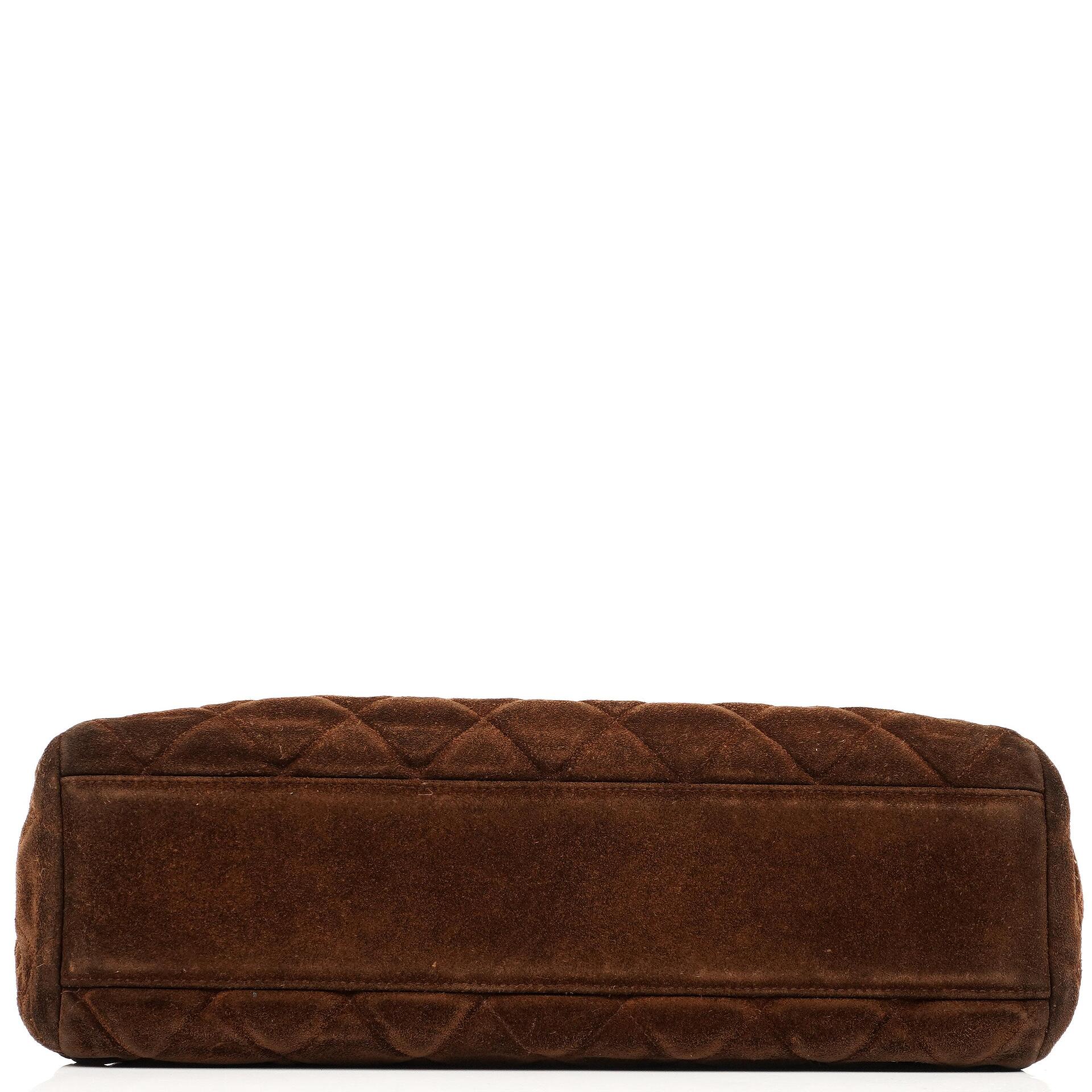 Chanel Vintage Flap Bag aus braunem gestepptem Wildleder mit silberfarbener Hardware
