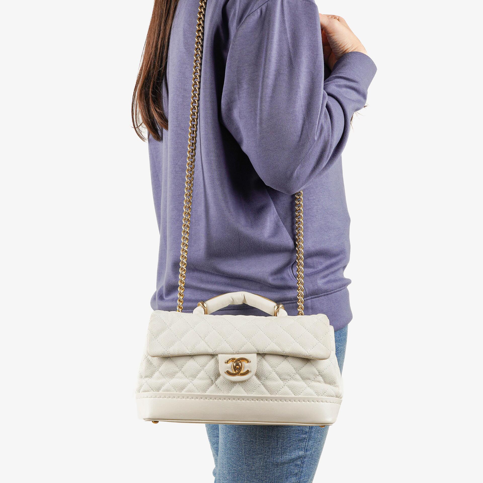 Chanel Vintage Globe Trotter Flap Tasche aus weißem Caviar Leder