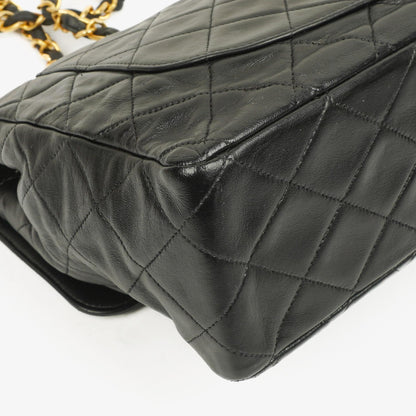 Chanel Vintage Jumbo Classic Single Flap Tasche Schwarz Lackleder mit 24K vergoldeten Beschlägen