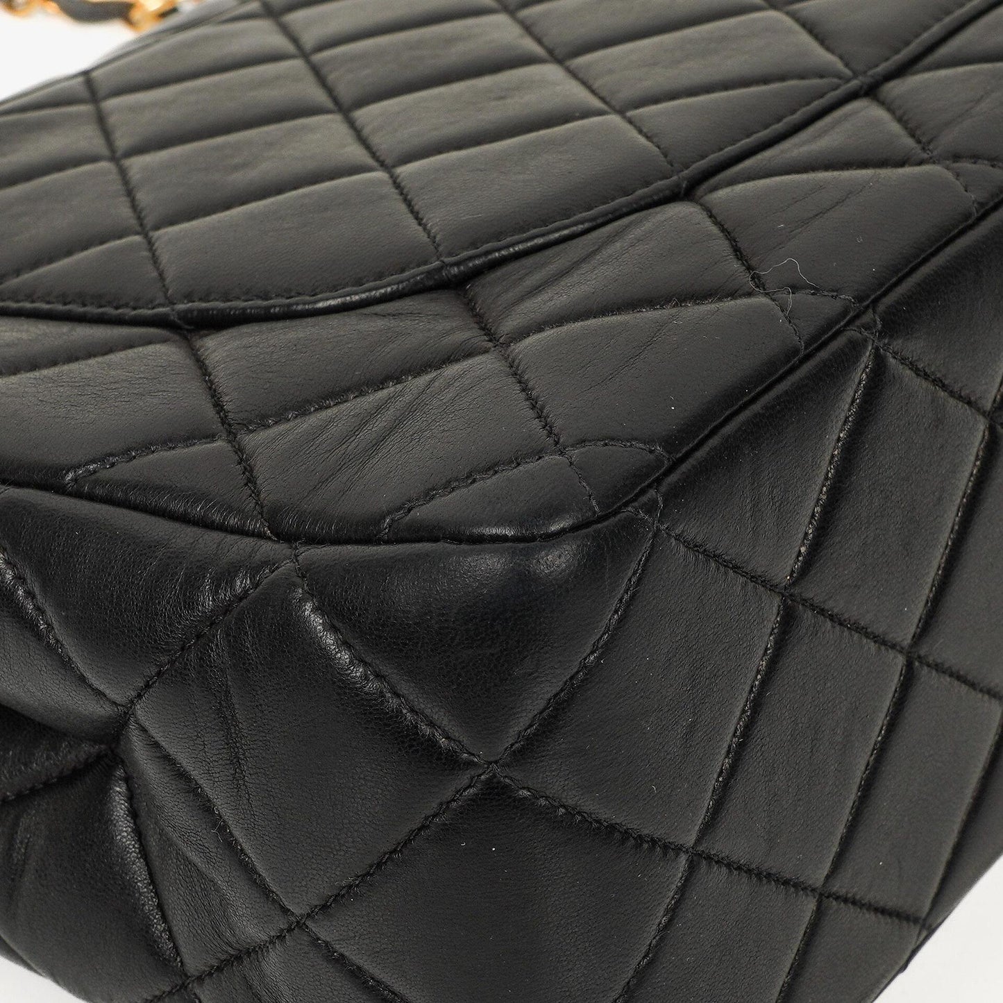 Chanel Vintage Classic Jumbo Single Flap Tasche aus schwarzem gestepptem Lammleder mit 24K vergoldeter Hardware, 1996-1997