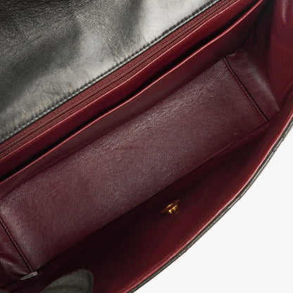 Chanel Vintage Große Diana Klappentasche in Schwarz mit 24K vergoldeter Hardware