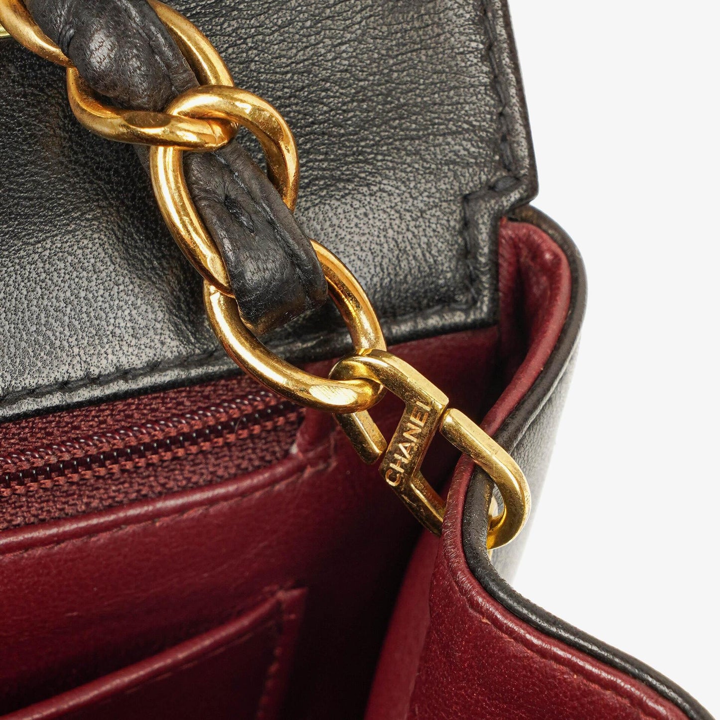 Chanel Vintage Große Diana Klappentasche in Schwarz mit 24K vergoldeter Hardware