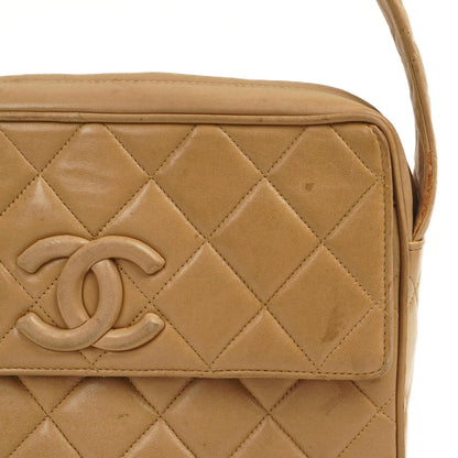Chanel Vintage Mittlere Kamera Quaste CC Frontklappen Tasche aus beigem gestepptem Lammleder