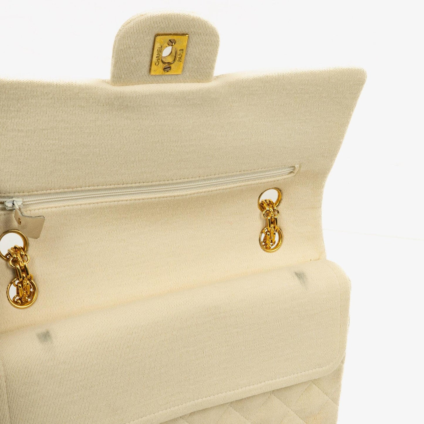 Chanel Vintage mittelgroße Classic Double Flap Tasche aus Jersey in Beige Neutral